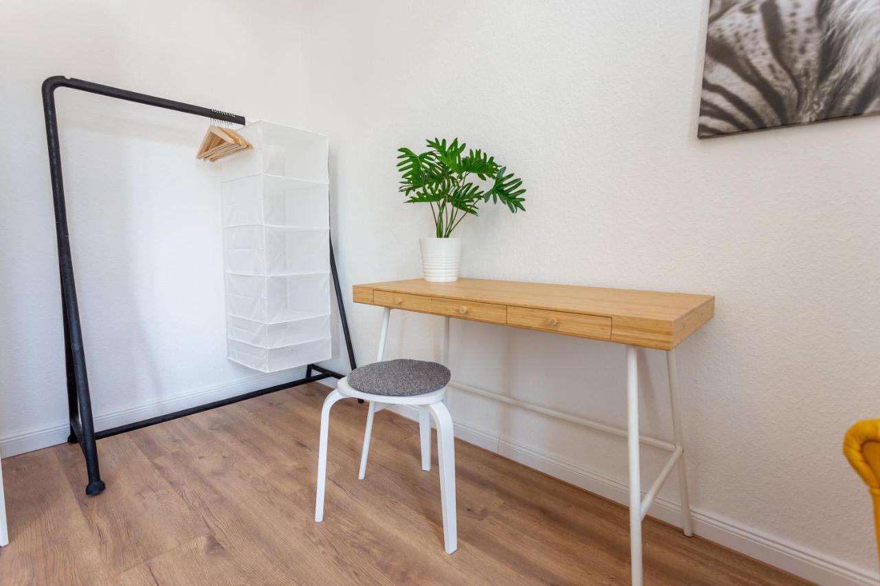 FULL HOUSE Studios - Das Beschickbare Apartment Chemnitz Exterior foto