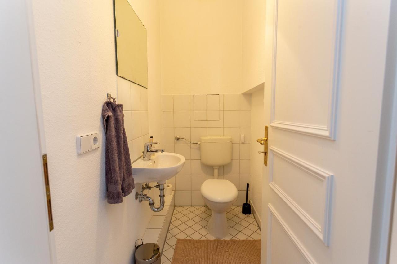 FULL HOUSE Studios - Das Beschickbare Apartment Chemnitz Exterior foto